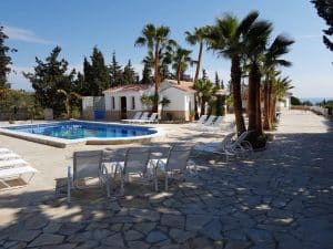 Auf dem Weg zum Pool - Finca el Morisco - ∏ 2020