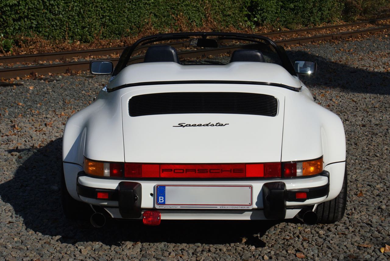 911-youngtimer-911-Speedster-1989-Grand-Prix-white-11-of-20