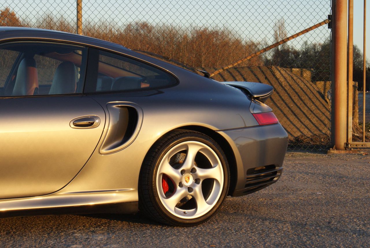 911-youngtimer-porsche-996-turbo-x50-wls-seal-grey-2003-4-of-15
