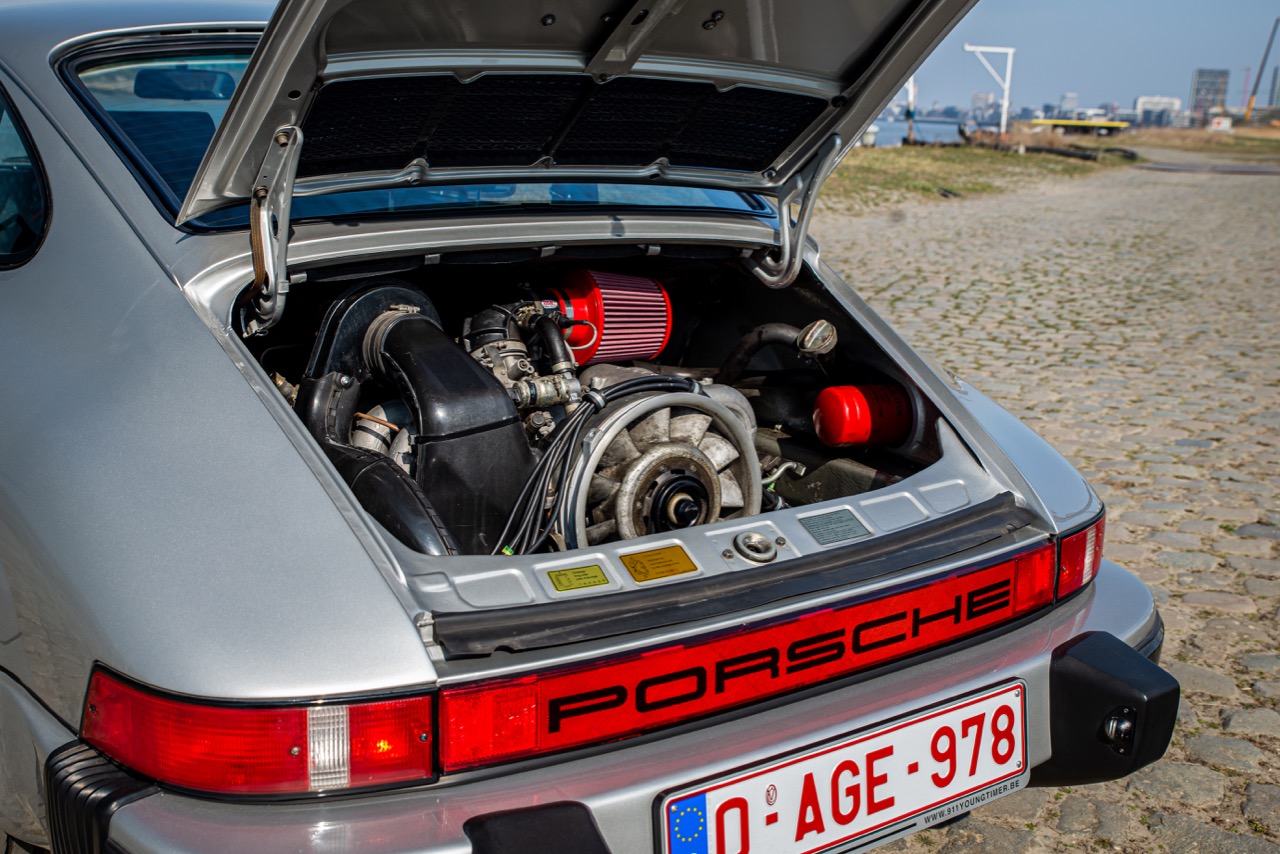 youngtimer.one - Porsche 911 SC 3,4 outlaw - Silver Metallic - 1982 - 9119302698 - 11 of 11