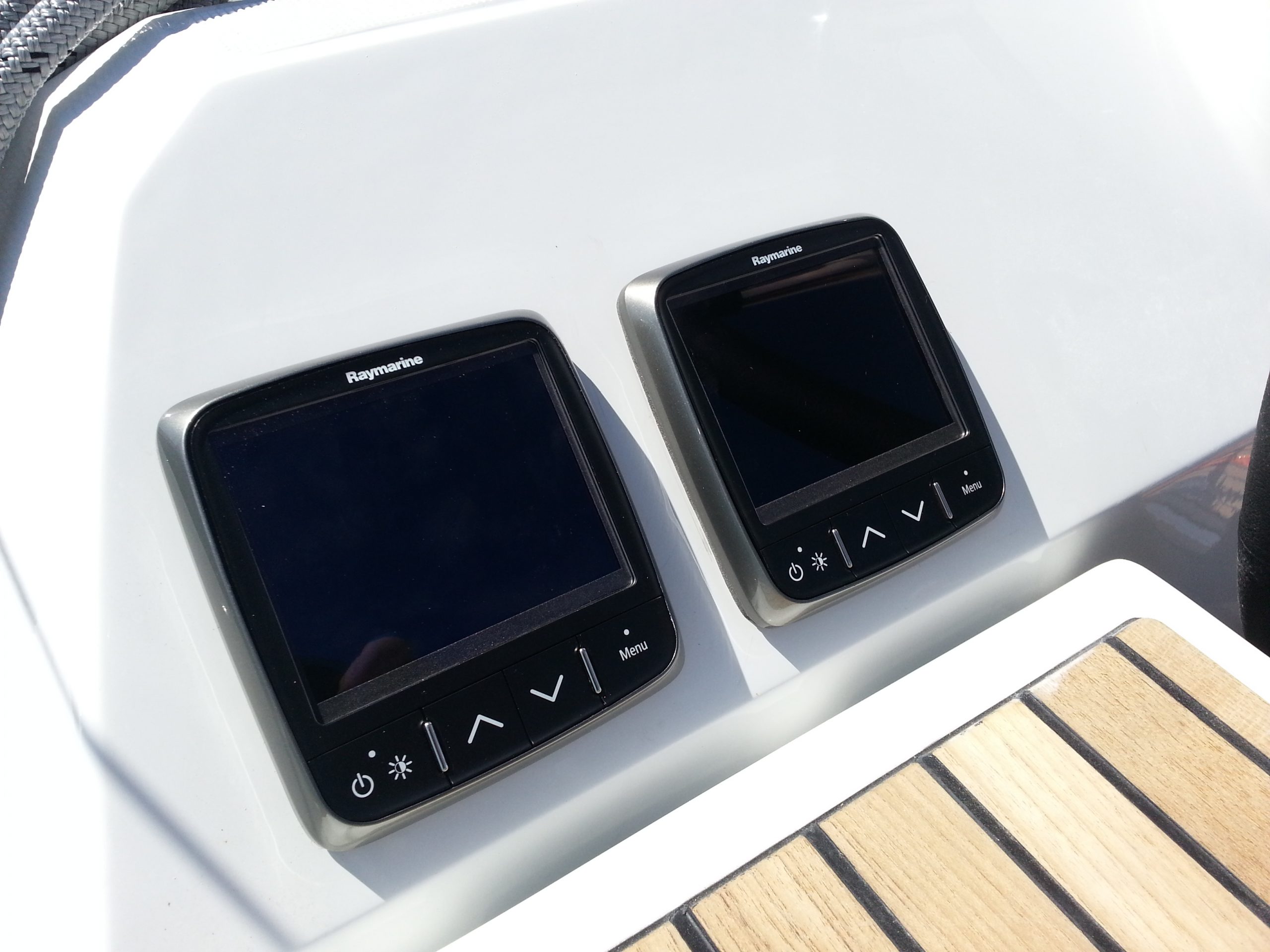 Raymarine instruments